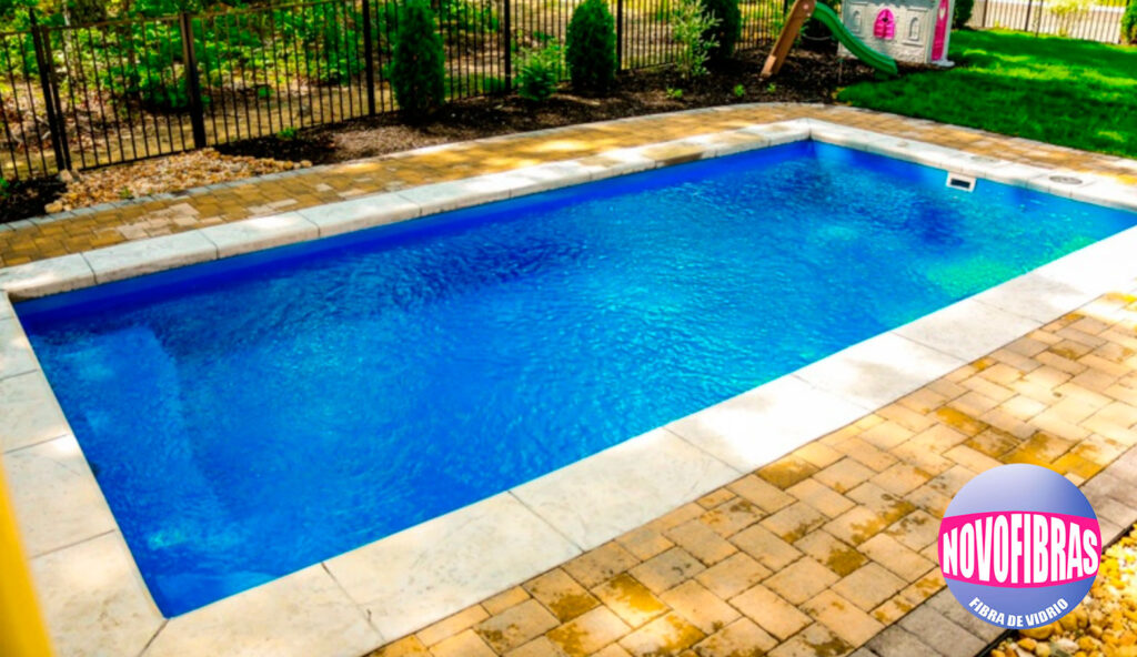 Cuál-es-el-mejor-diseño-de-piscina-rectangular-de-fibra-de-vidrio-2
