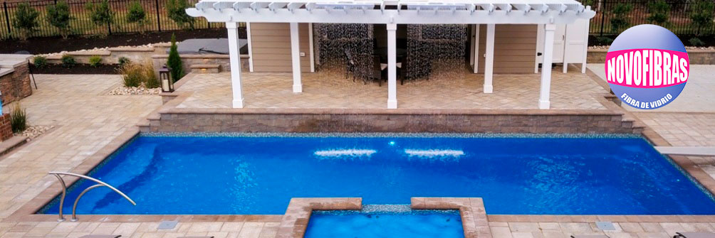 Cuál-es-el-mejor-diseño-de-piscina-rectangular-de-fibra-de-vidrio